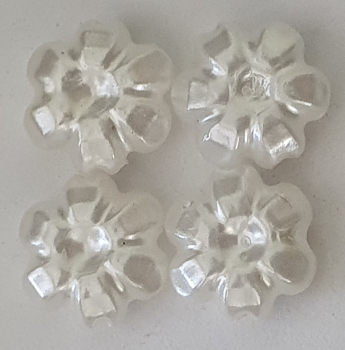 Wachsperle Blütchen, 11x4mm, perlweiß, 34 St.