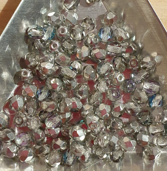 Glasschliffperle 4mm Crystal Labrador 100 St.