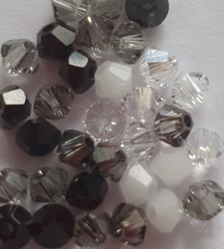 Swarovskiperle 3mm bic Mix 35St