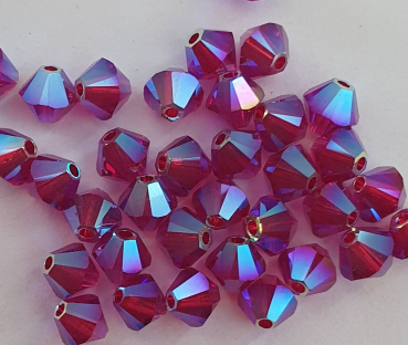 Swarovskiperle 4mm bic. Ruby AB2 34St.
