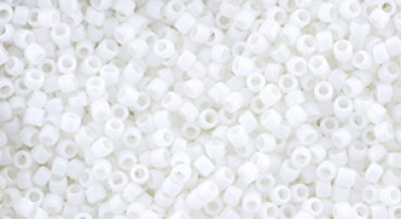 Toho 1,5mm (0761) Matt Opak White ca8g