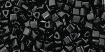 Toho Triangle 2mm Opak Jet 15g
