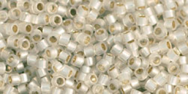 Toho Treasure (2100) 11/0 SL Milky White ca7g