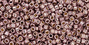 Toho Treasure (PF0554) 11/0 Perm Fin Lilac ca7g