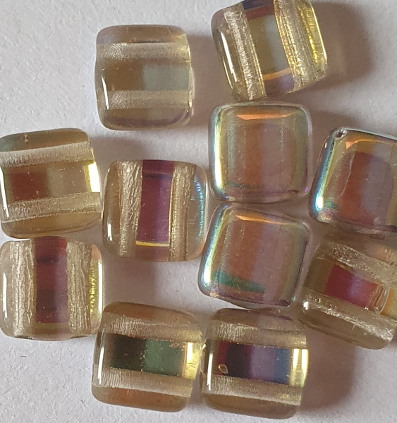 2-Loch Perle Quadrat 6mm ??? 30St.