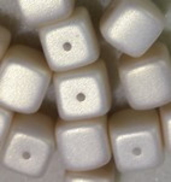 Glaswachswürfel 8mm Gold Luster 25 St