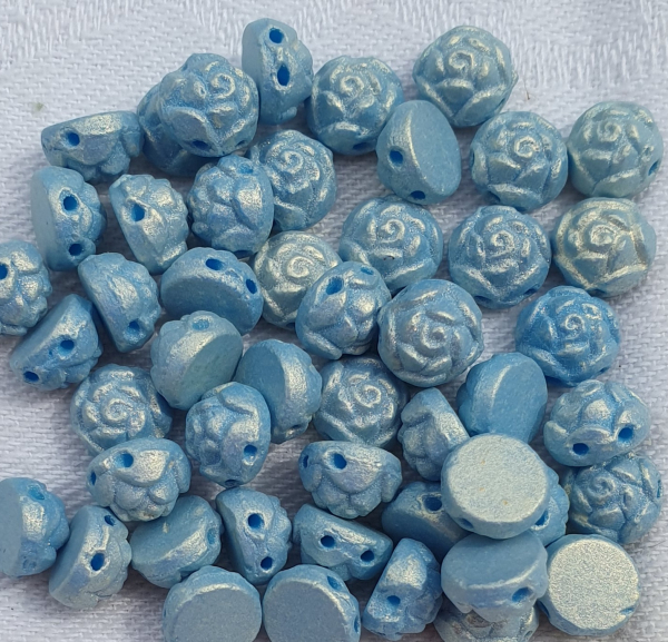 Glaswachsperle Rose, flach 2-Loch, 6mm Blue Velvet 600 St