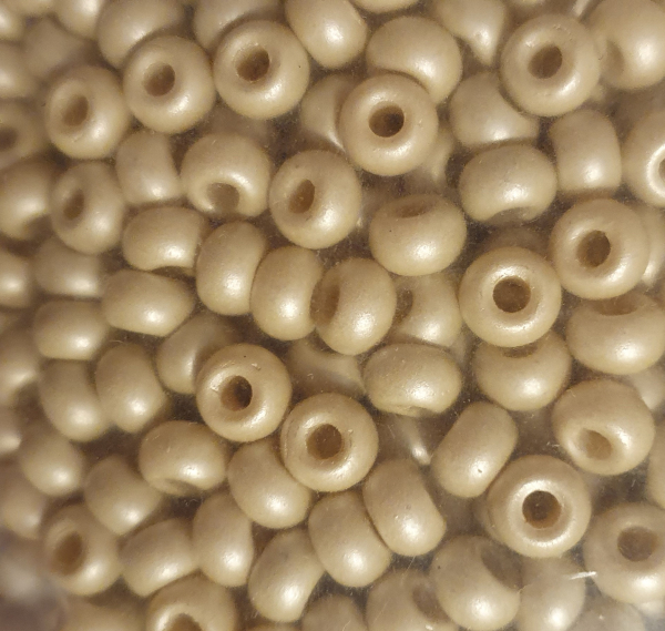 Rocailles 7,0mm Beige lüster 1200 St