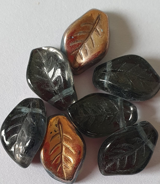 Blätter 14x9mm Montana Bronze 15 St