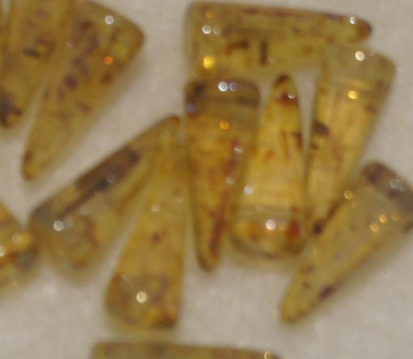 Spike 5x13mm White Opal Travertin 120 St.