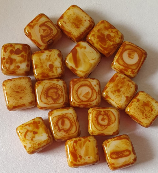 2-Loch Perle Quadrat 6mm Alabaster Dark Travertin 600St