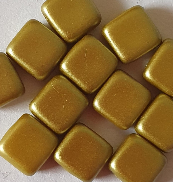 2-Loch Perle Quadrat 6mm Alabaster Pastel Lime 600 St