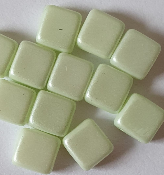 2-Loch Quadrat 6mm Alaba Lt Green 50St