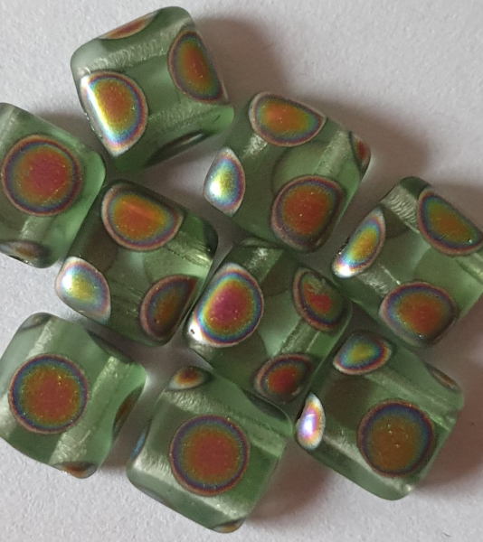 2-Loch Perle Quadrat 6mm PeridotPeacock Frost 30St.