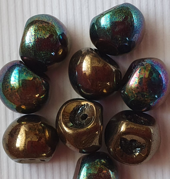 Mushroom Bead 8x9mm Jet Vega 120 St.