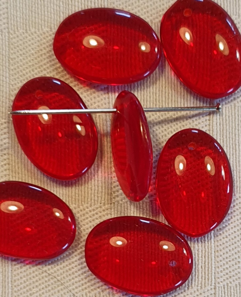 Glasperle tschech Siam Olive, flach, Top hole 4St.