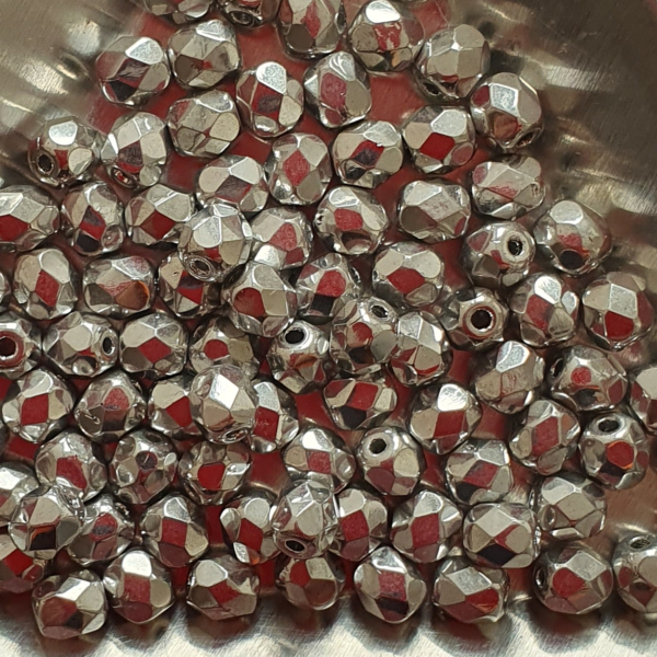 Glasschliffperle 4mm Crystal Full Labrador 1200 St.