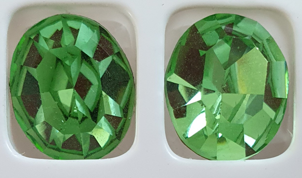 Strassstein oval 6x4mm Peridot (Swarovski) 8St.