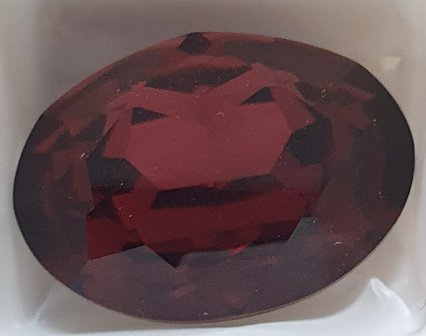 Swarovskistein oval 18x13mm Burgundy