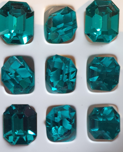 Preciosastein Octagon 12x10mm Blue Zirco