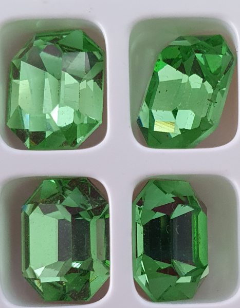 Preciosastein Octagon 12x10mm Peridot
