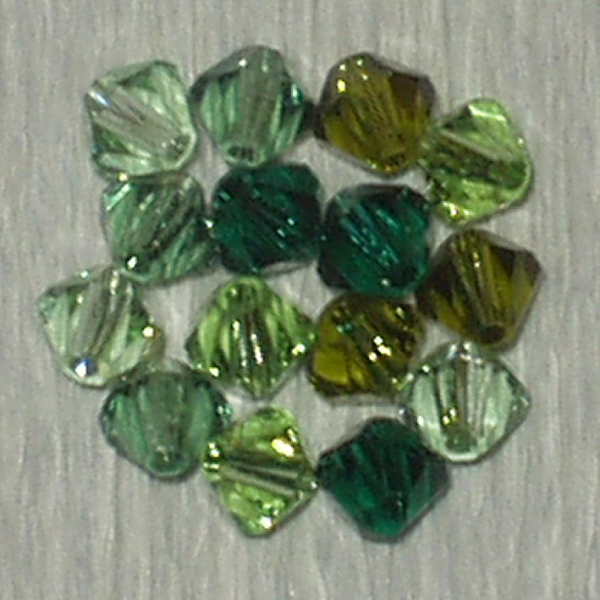 Swarovskiperle 4mm bic. Grün-Töne 40 St.
