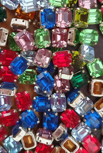 Mix Paket Fancy Stones 4600