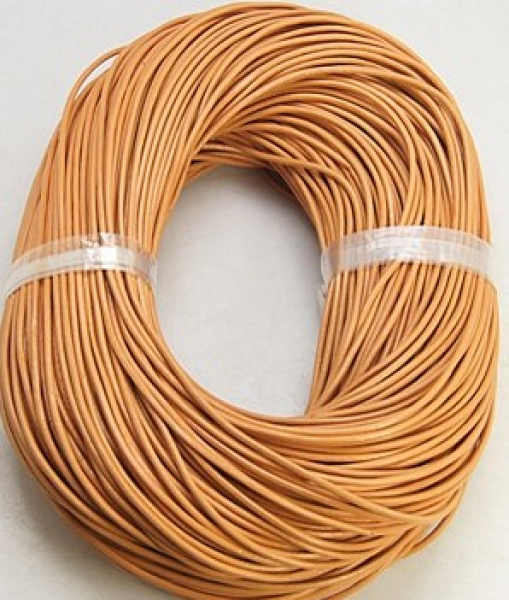 Lederband, Rind, 2mm hellnougat 10 Meter