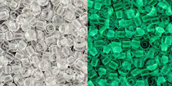 Toho 2,0mm (2710) GID Crystal / Bright Green ca20g