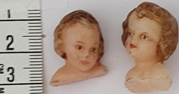 Kleine Köpfe je St.